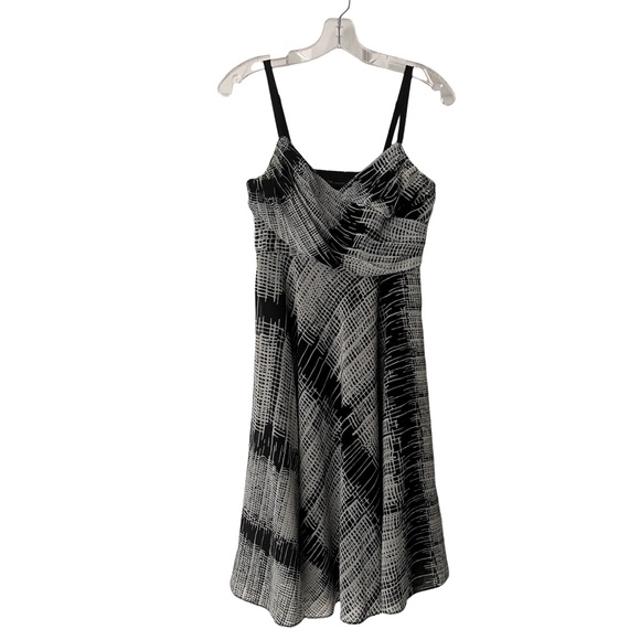 The Limited Black and White Dress - Picture 1 of 4